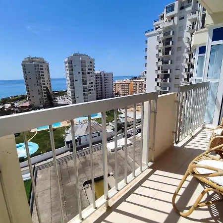 8c Torre - Casas & Papeis Armacao de Pera